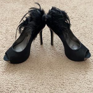 Enzo Angiolini platform peep toe pumps